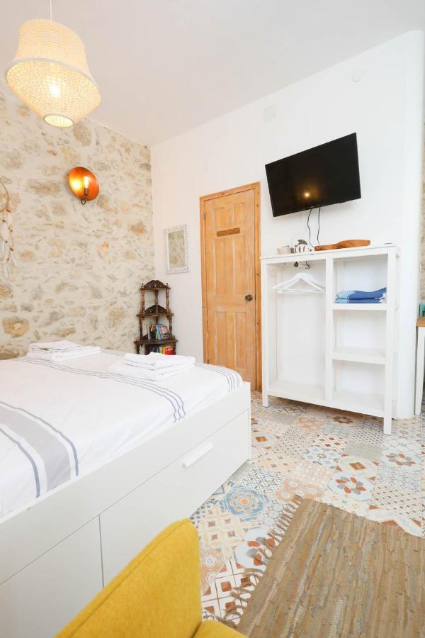 Ravi Boutique Home - 1 Minute Walk From Beach 칼리베스 외부 사진
