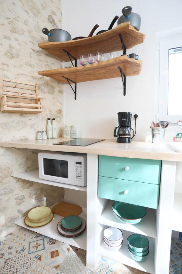 Ravi Boutique Home - 1 Minute Walk From Beach 칼리베스 외부 사진