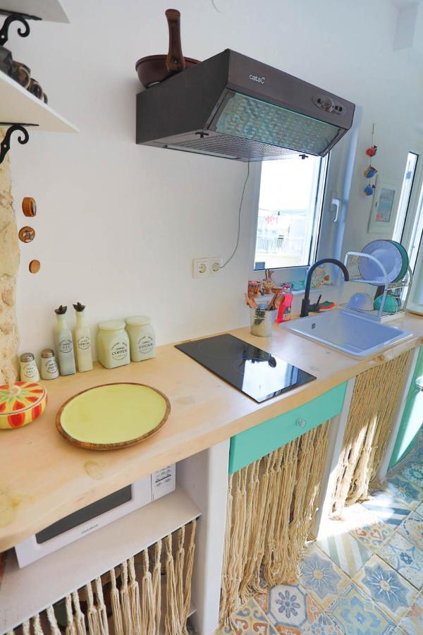 Ravi Boutique Home - 1 Minute Walk From Beach 칼리베스 외부 사진