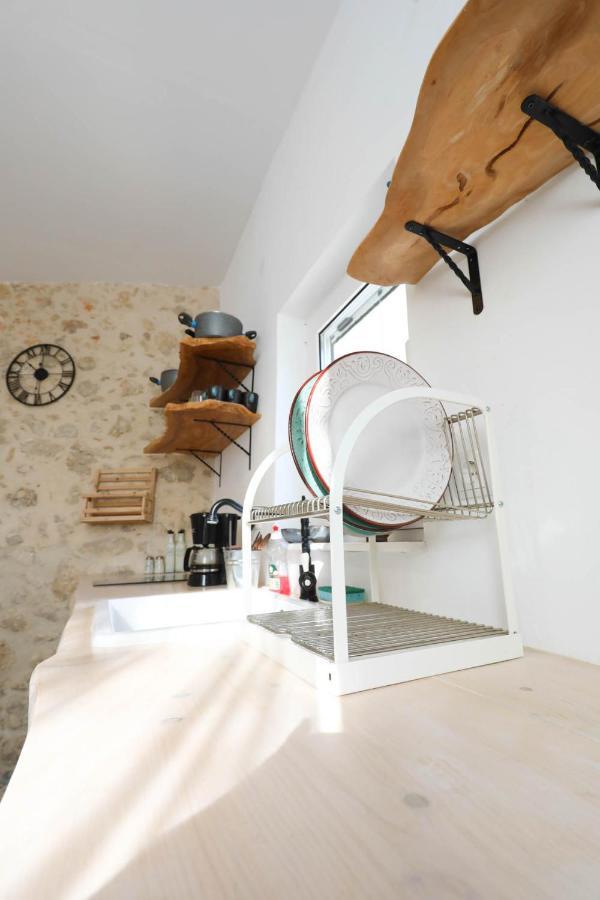Ravi Boutique Home - 1 Minute Walk From Beach 칼리베스 외부 사진