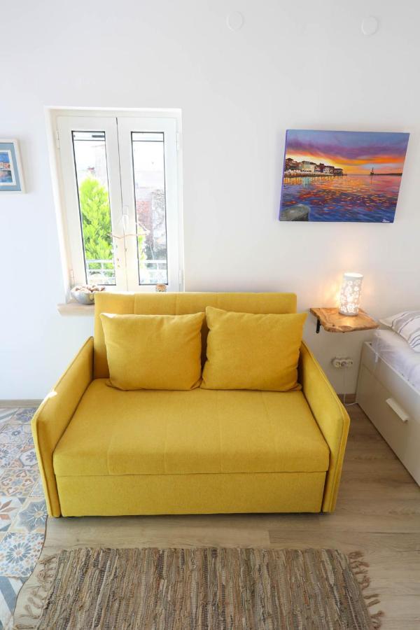 Ravi Boutique Home - 1 Minute Walk From Beach 칼리베스 외부 사진