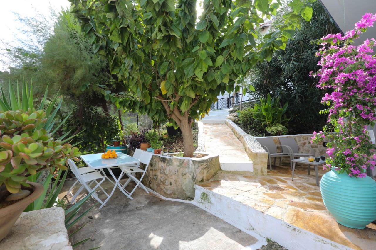 Ravi Boutique Home - 1 Minute Walk From Beach 칼리베스 외부 사진
